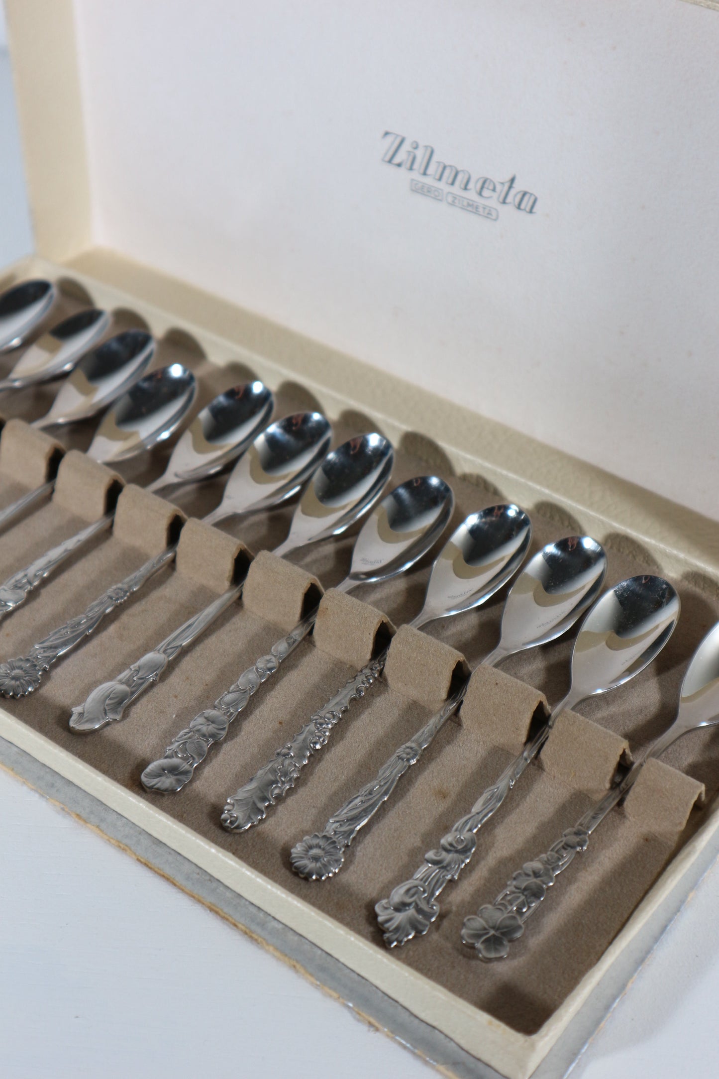 Lepeltjes Zilmeta