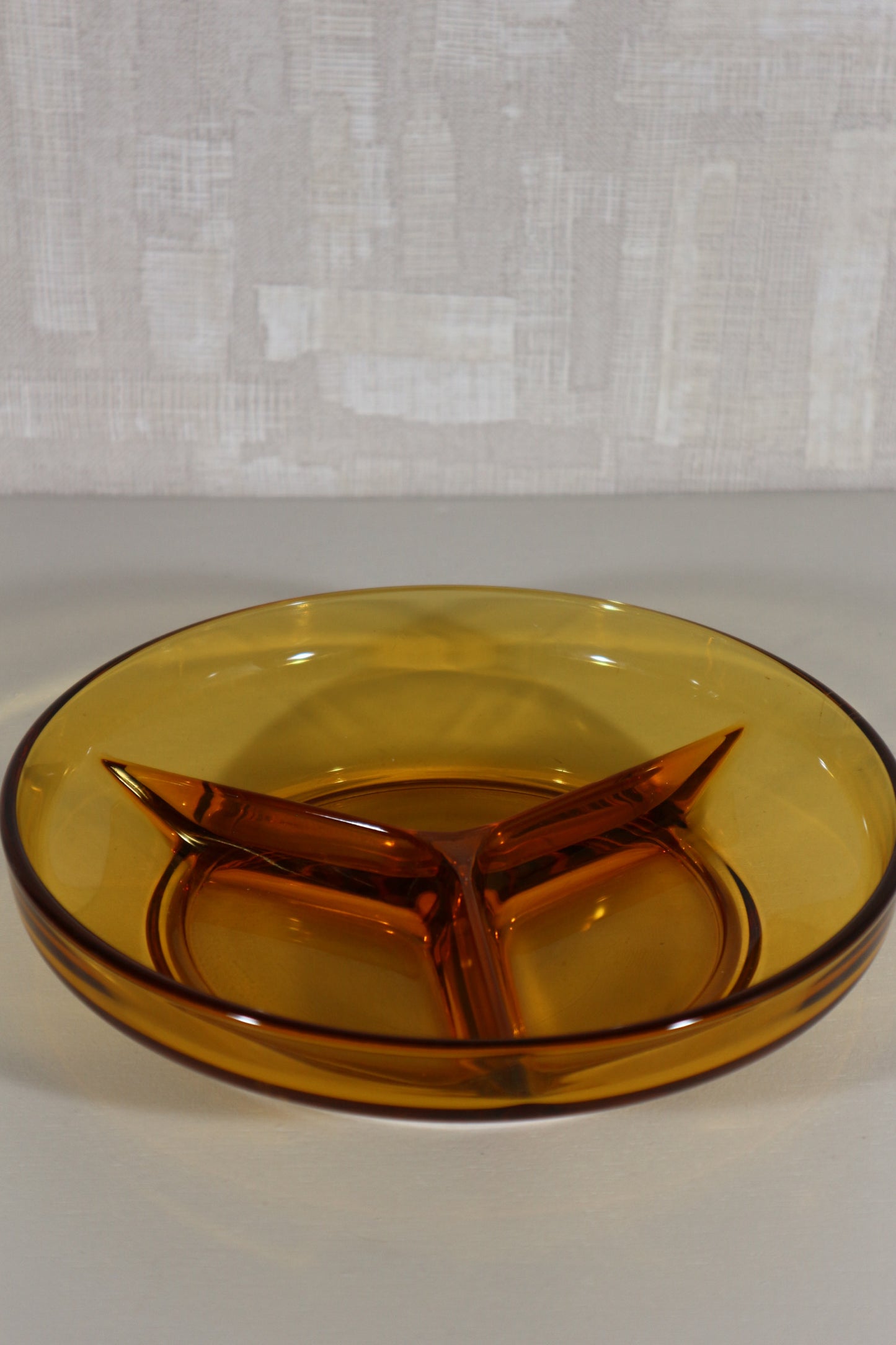 Drievaksschaal Amber