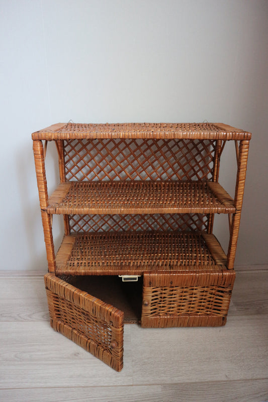 Wandkastje rotan