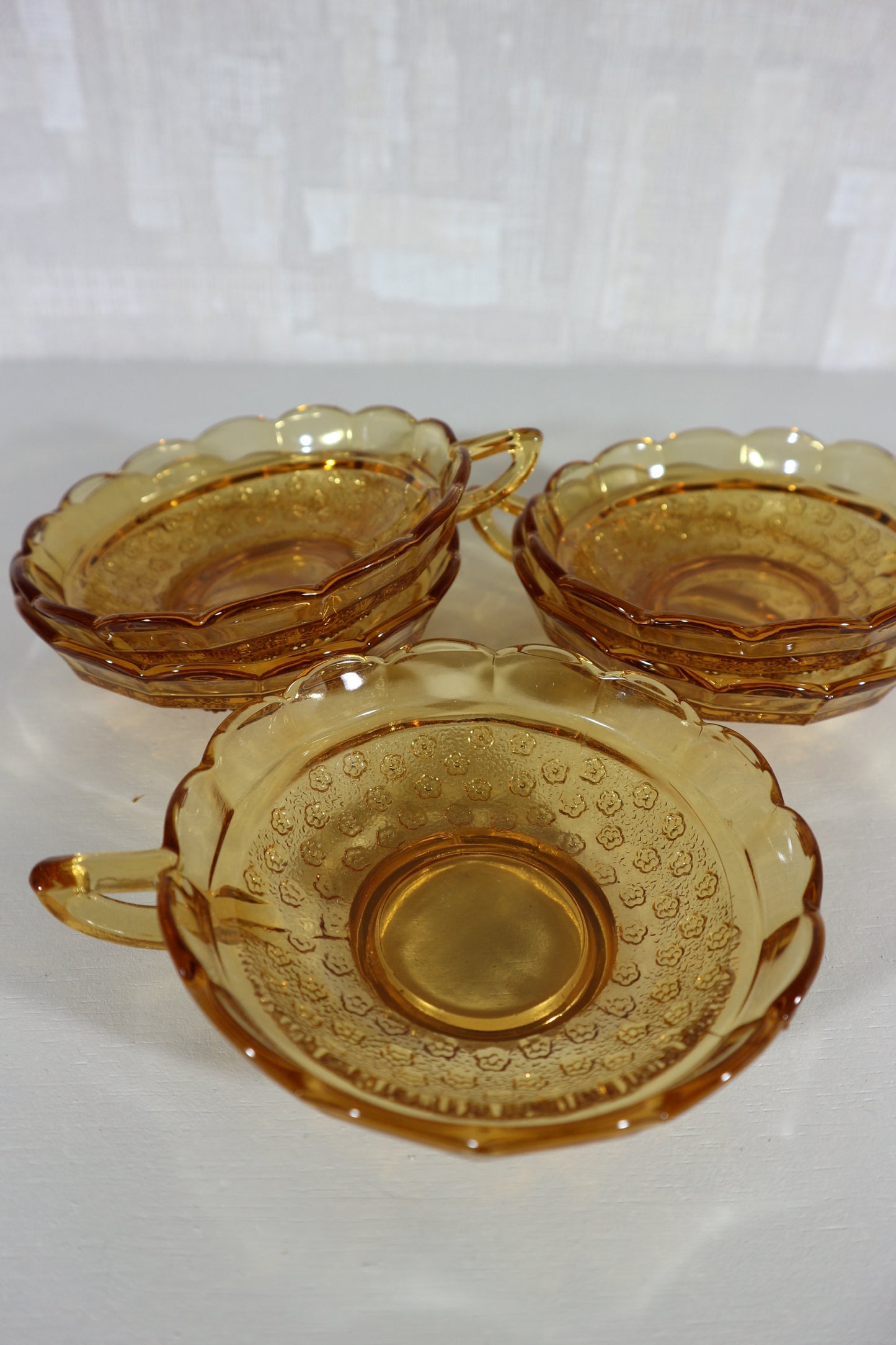 Schaaltjes petitfour amber